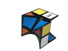 Calvin's Twisted 2x2